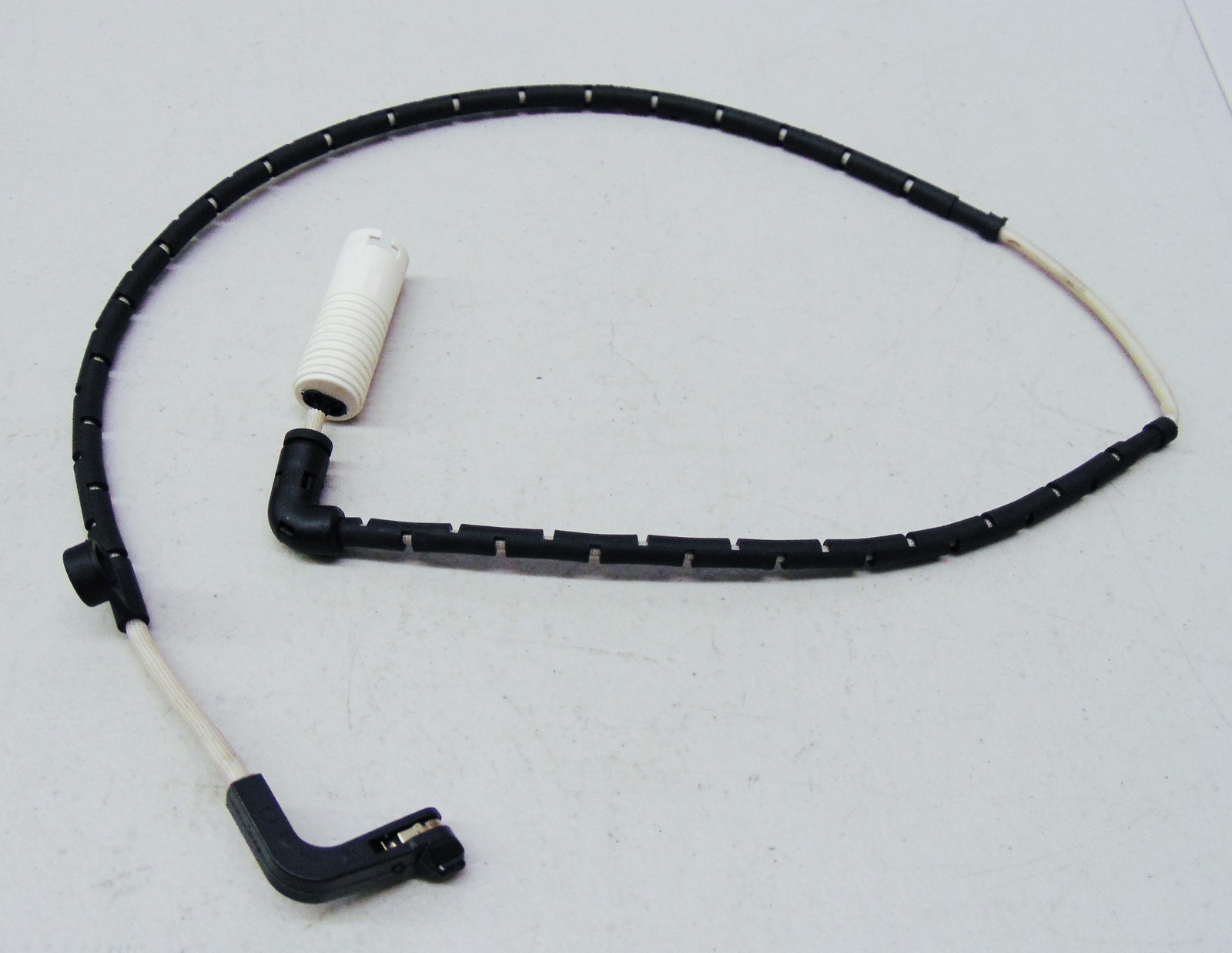 ROLLS-ROYCE PHANTOM REAR BRAKE PAD WEAR SENSOR OEM # 34-35-6-779-248