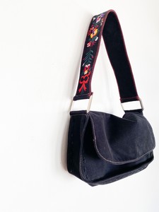 Y2K Vintage Nine West pequeña Hombro Bolsa Bolso Negro Gamuza florales  bordados | eBay