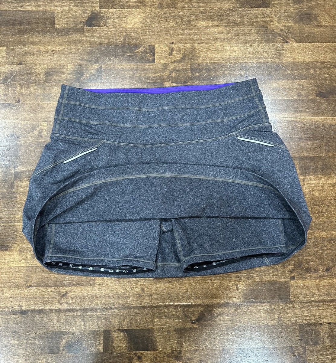 Athleta Size Small Gray Relay Skort Running Golf Tennis Skirt Pull