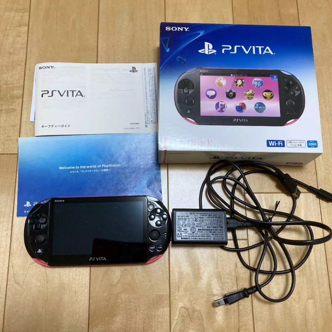 SONY PlayStationVITA 本体  PCH-2000 ZA15