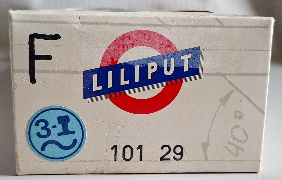 Liliput 10129: Dampflok der BR 012 mit Öltender der DB (AC)