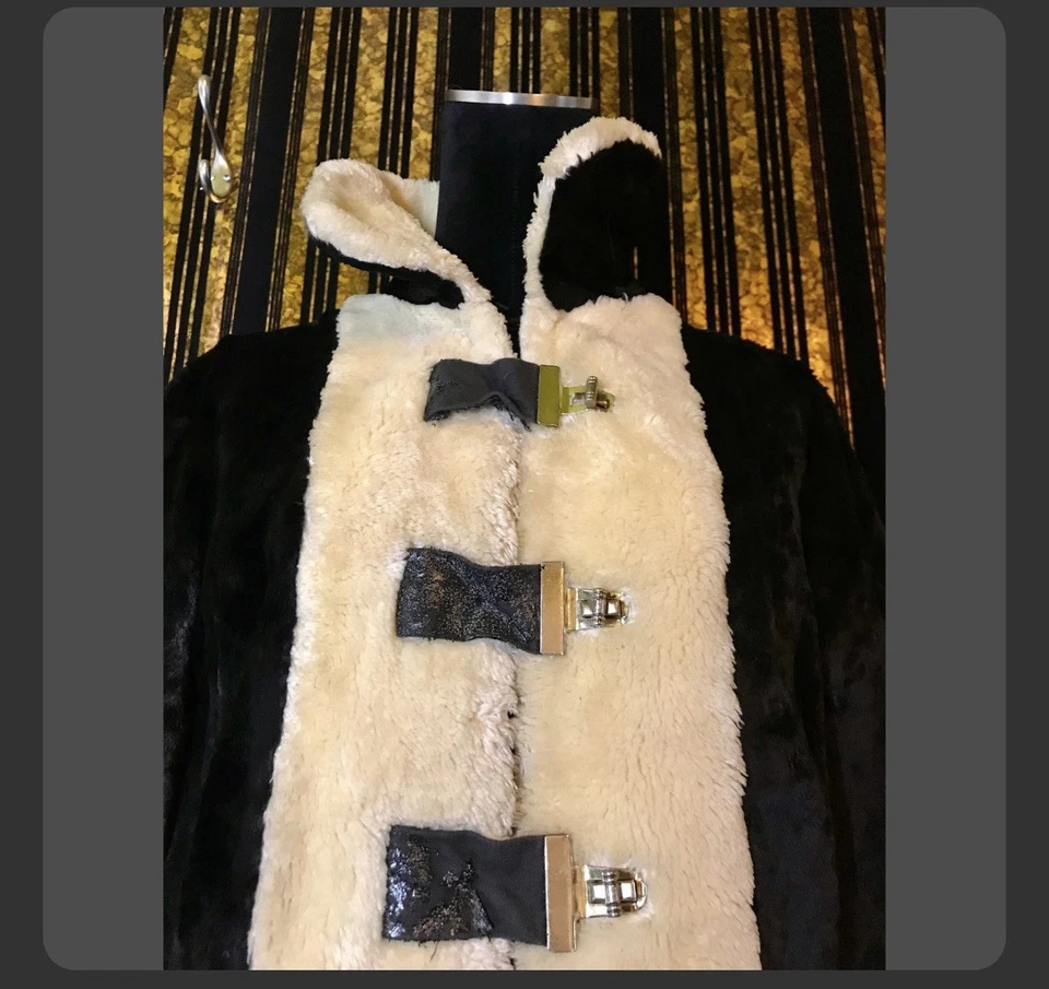 Vintage 1970s Mod Faux Fur Color Block Black Coat with Metal Toggles - Image 2 of 4