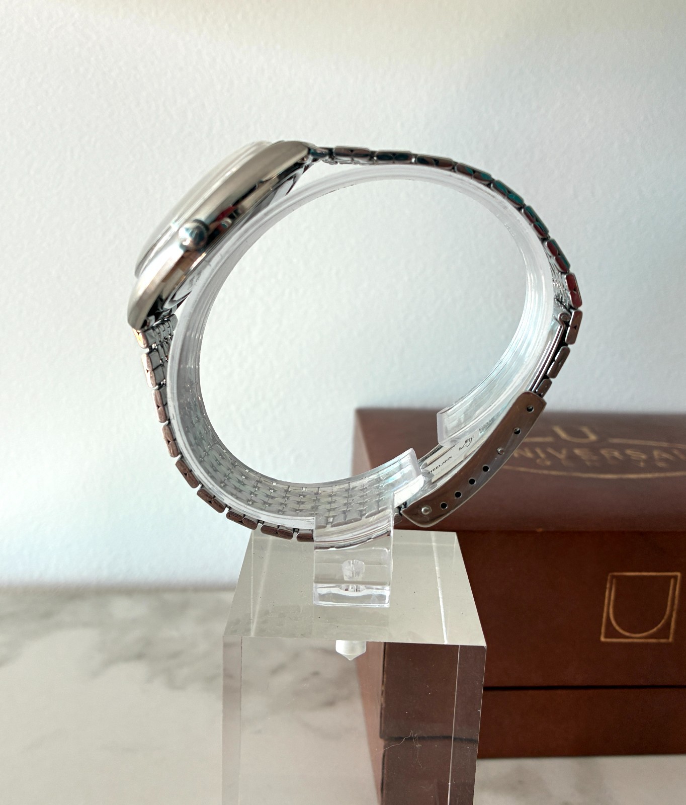 Universal Geneva White Shadow Date Automatic Micr… - image 19