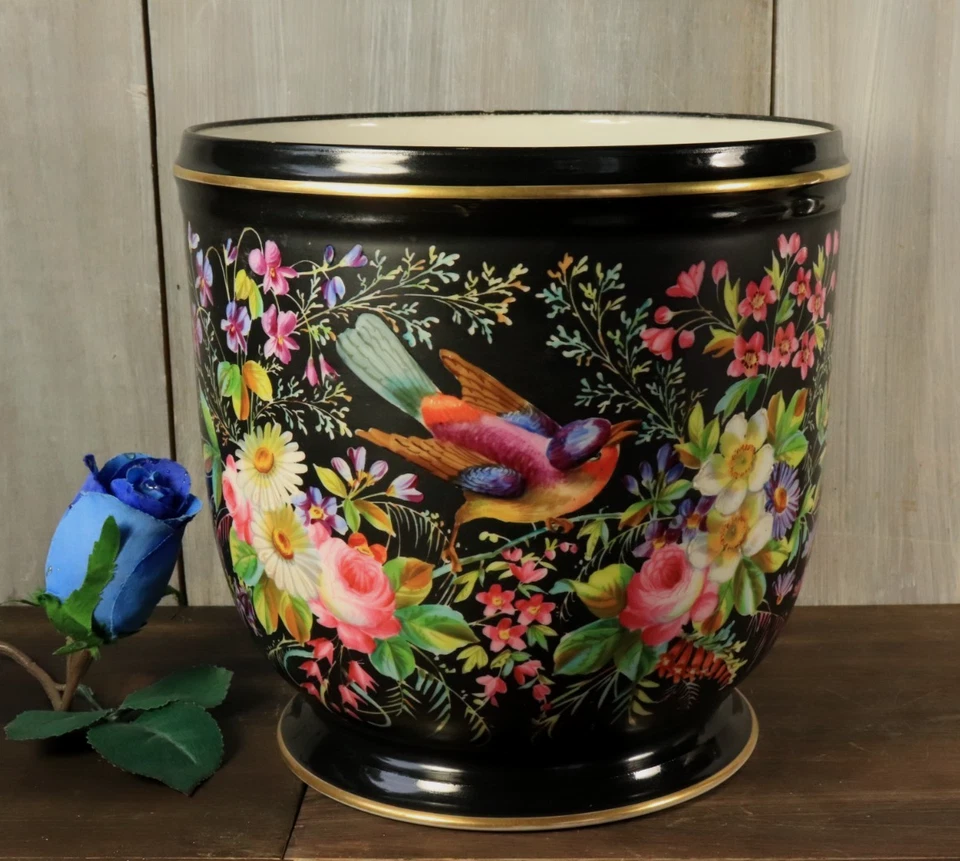 Ancien Grand Cache pot en Porcelaine Peint Main Napoléon III fond Noir Fleurs - Photo 1/4
