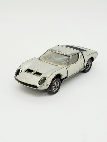 Corgi Toys Lamborghini Miura P400 - Picture 2 of 6