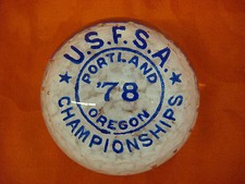 U.S.F.S.A. CHAMPIONSHIPS PORTLAND OREGON '78 FIGURE SKATING PAPERWEIGHT MARKED G