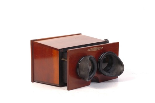 VISIONNEUSE STÉRÉO UNIS-FRANCE pour vue format 8,5x17 cm. Très bel état. EUR 300,00 - FR