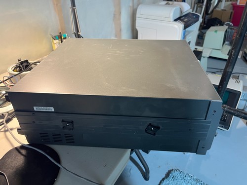 Pelco DX8116 1000 Hybrid Video Recorder - Windows XP - Tested and Working - Picture 2 of 16