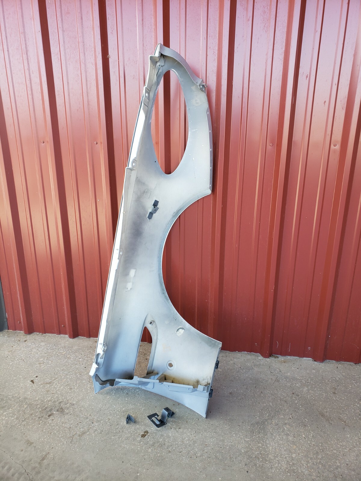 2006-2017 ASTON MARTIN VANTAGE V8/V12 Left FRONT FENDER USED OEM 