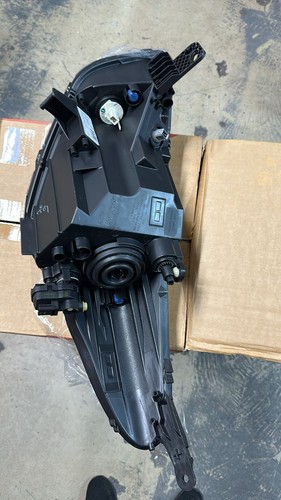 E4BZ13008AS E4B513WE029KA E4BZ-13008-BD 2015/2017 FORD FIGO FARO DELANTERO RH - Picture 6 of 6
