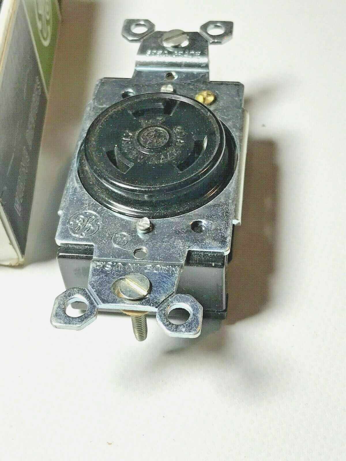 NEW IN Courier shipping At the price free BOX GENERAL ELECTRIC GL0720 Black LOCKING RECEPTA GL-0720