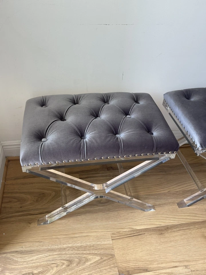 Par de 2 taburetes de tocador estilo Billy Baldwin vintage Lucite X-Bench MCM acolchados Foto 4 de 4