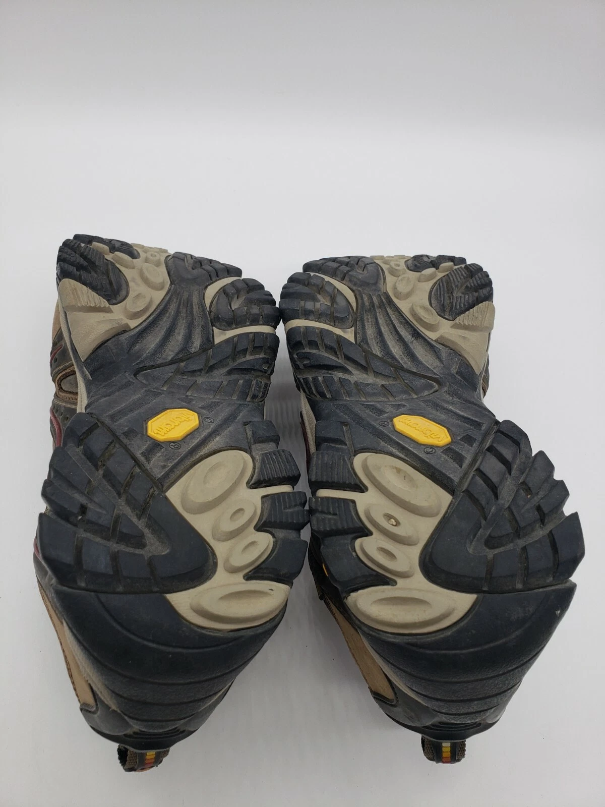 merrell reactor leather nubuck hiking vibram sole shoes