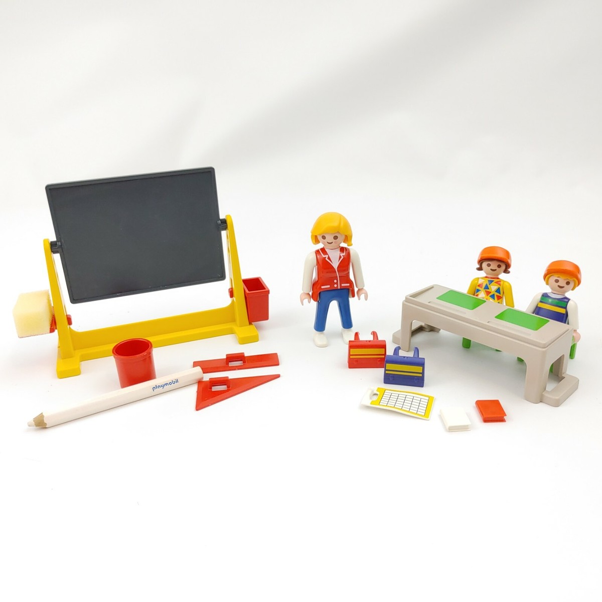 Playmobil Classroom (#3084) Teacher Students Chalkboard Eraser 100