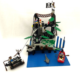 Lego Pirates 6273 Rock Island Refuge - Manual 98% Complete NO BOX Play Wear 1991