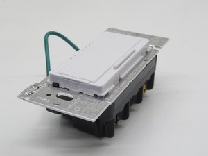 LUTRON MA-PRO 4D3 MC 20432 1546 116 MAESTRO DIMMING SWITCH T227927