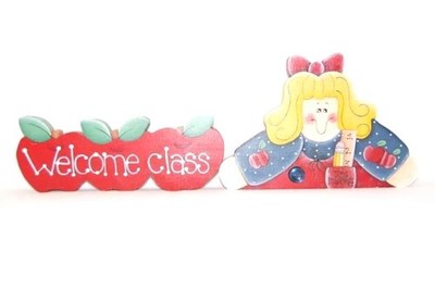 Lot of 2 Handmade Teacher Wood Signs - Welcome Class & Apple Decor