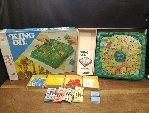 KING OIL Milton Bradley 1974 Vintage
