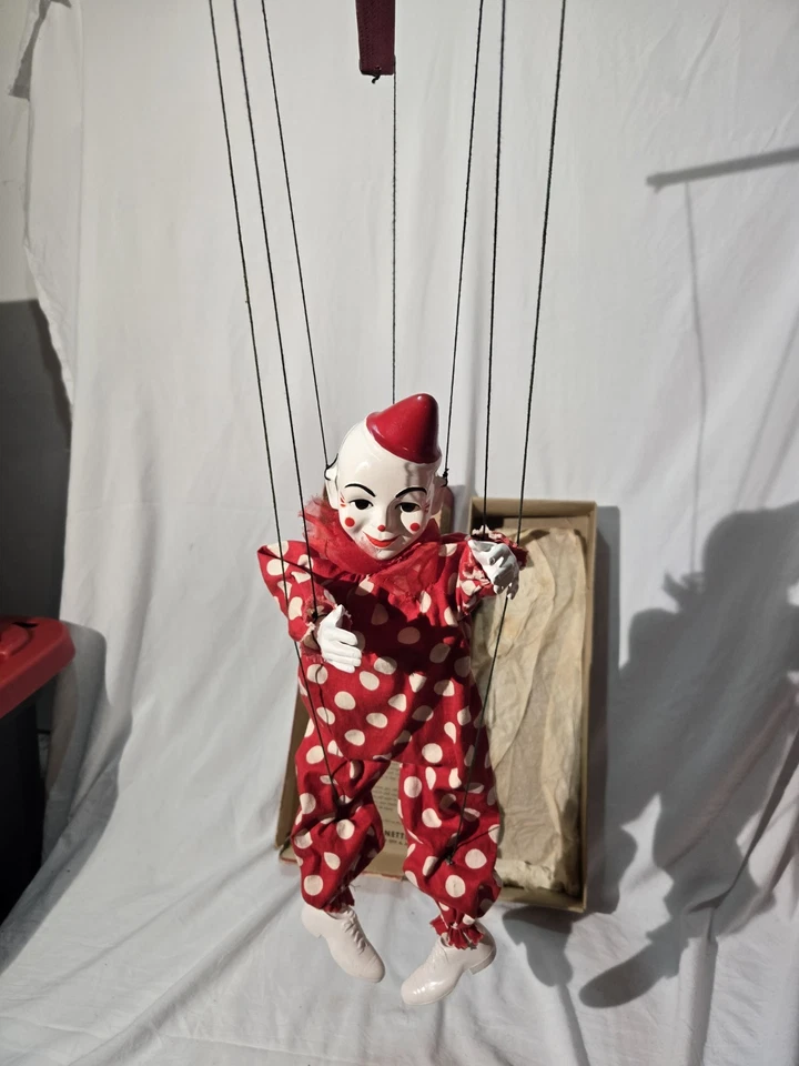 Vintage Hagelle's Clown Marionette with the Exculsive Patented Airplane Control - Image 2 of 4
