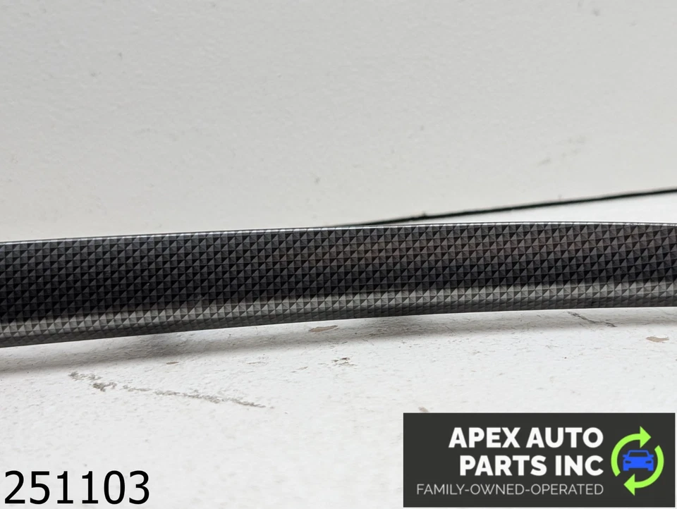 OEM 2009 Cadillac CTS 3.6L Passenger Right Side Center Shifter Trim Foto 3 de 4