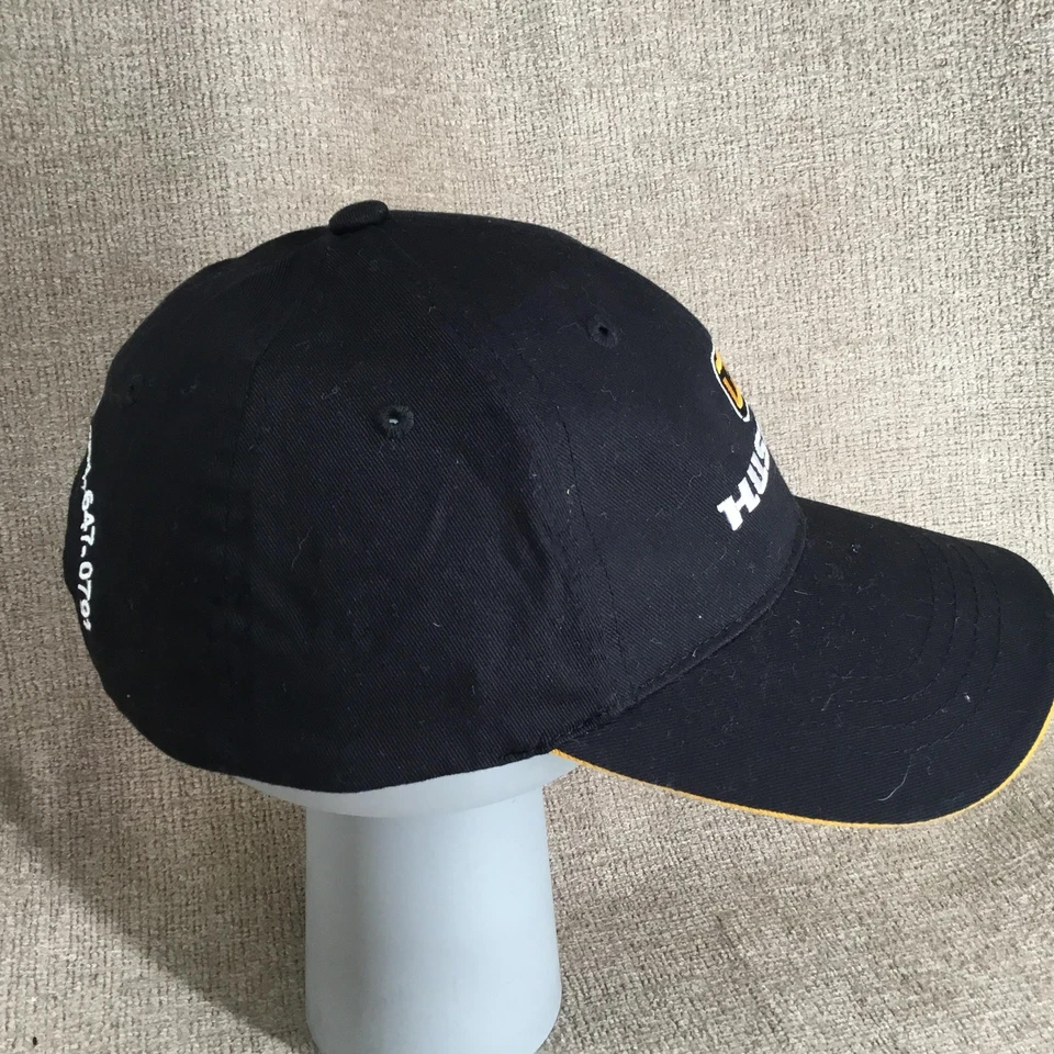 Boné Hustler chapéu alça traseira preto amarelo bordado trator Dickson promocional masculino - Imagem 2 de 4