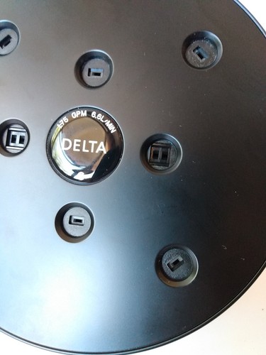 Delta 1,75 GPM? H2Okinetic® Soffione doccia antipioggia monoimpostazione RP70175BL? Nero - Foto 4 di 6