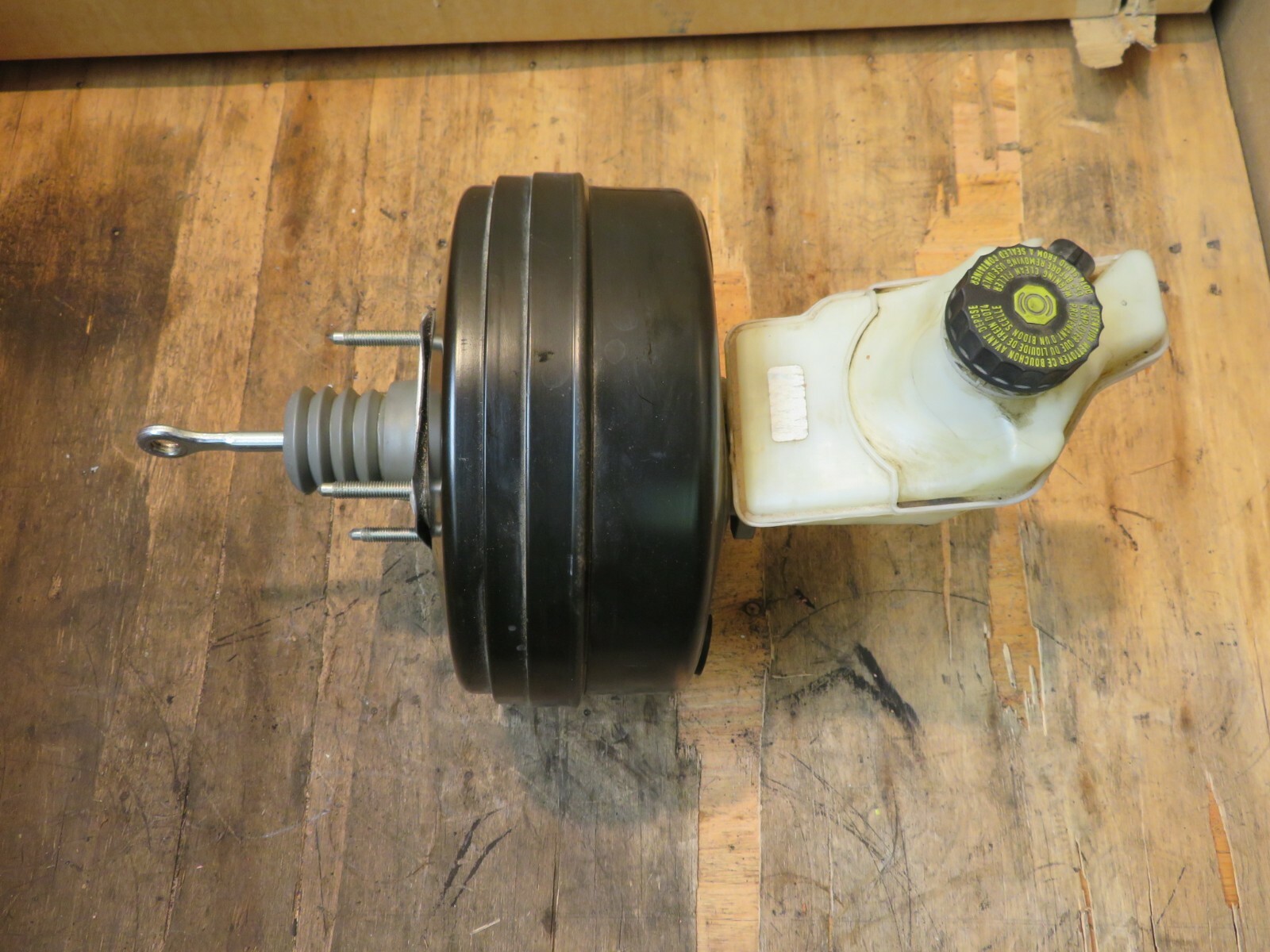 2014-2017 MASERATI GHIBLI SEDAN POWER BRAKE VACUUM BOOSTER MASTER CYLINDER OEM