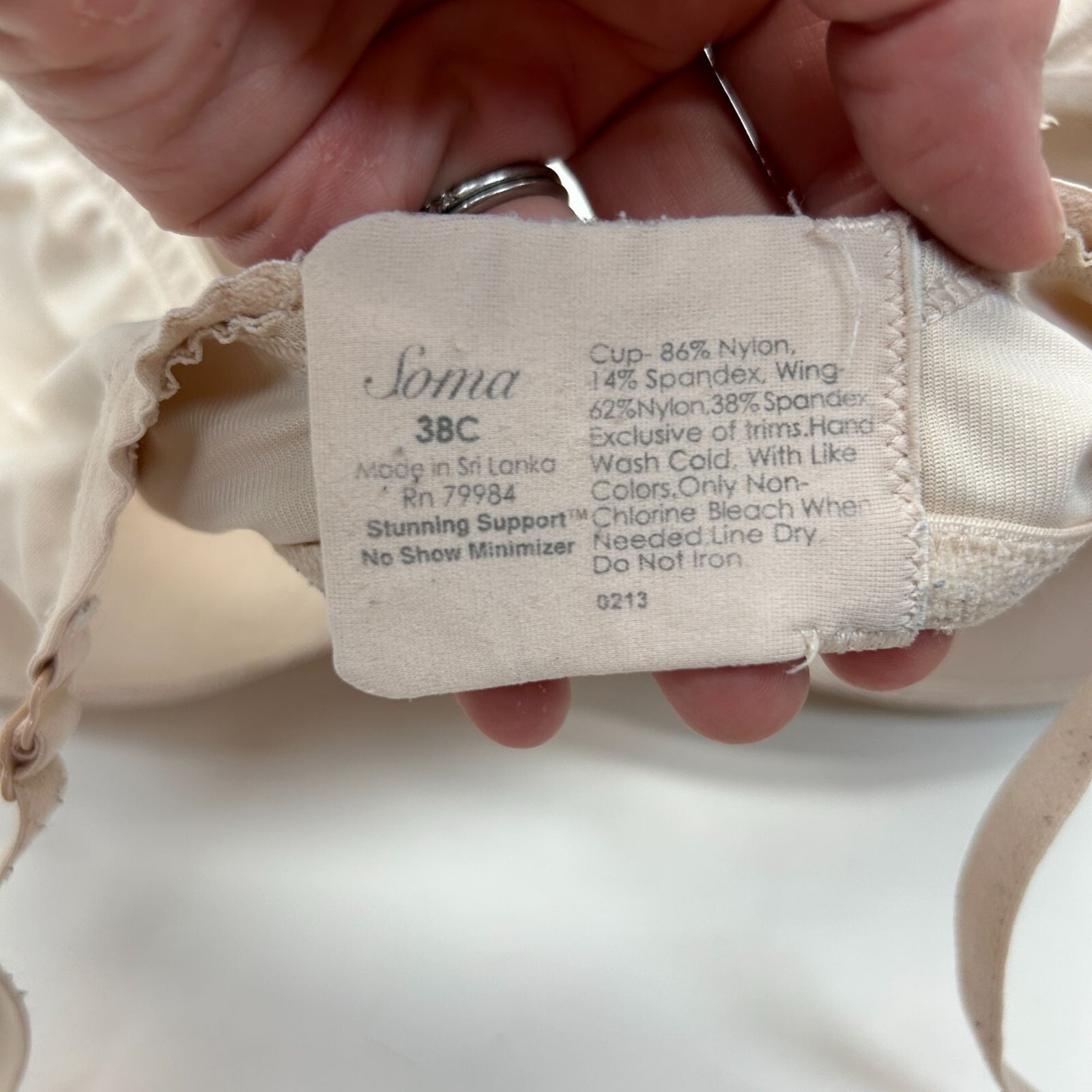 Soma Stunning Support No Show Minimizer Bra 38C Beige Full Coverage