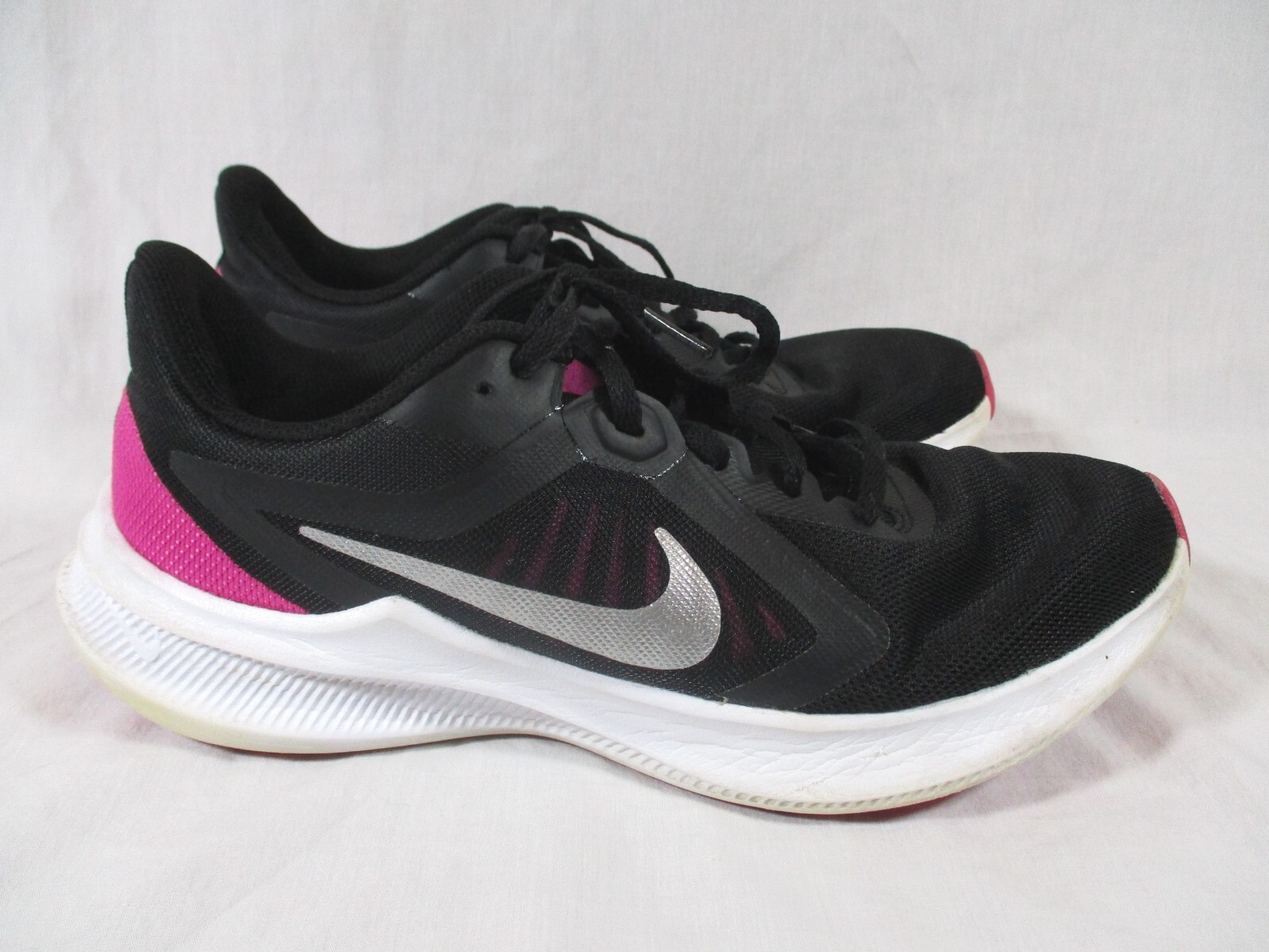 nike downshifter 10 pink and black