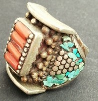 EXTREMELY RARE POST MEDIEVAL ISLAMIC OTTOMAN SILVER RING WITH CORAL STONE