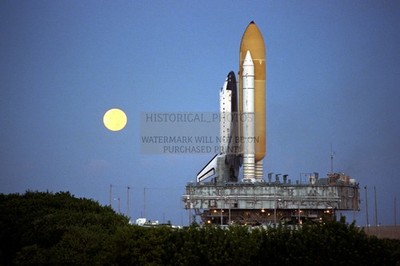 SPACE SHUTTLE ATLANTIS ROLLOUT TO LAUNCH PAD 39A PRE DAWN 1997 4X6 PHOTO