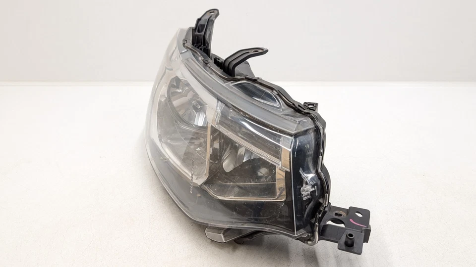 FARO HALÓGENO LADO DEL CONDUCTOR DERECHO MITSUBISHI OUTLANDER MK3 8301C200 2015 - Imagen 3 de 4