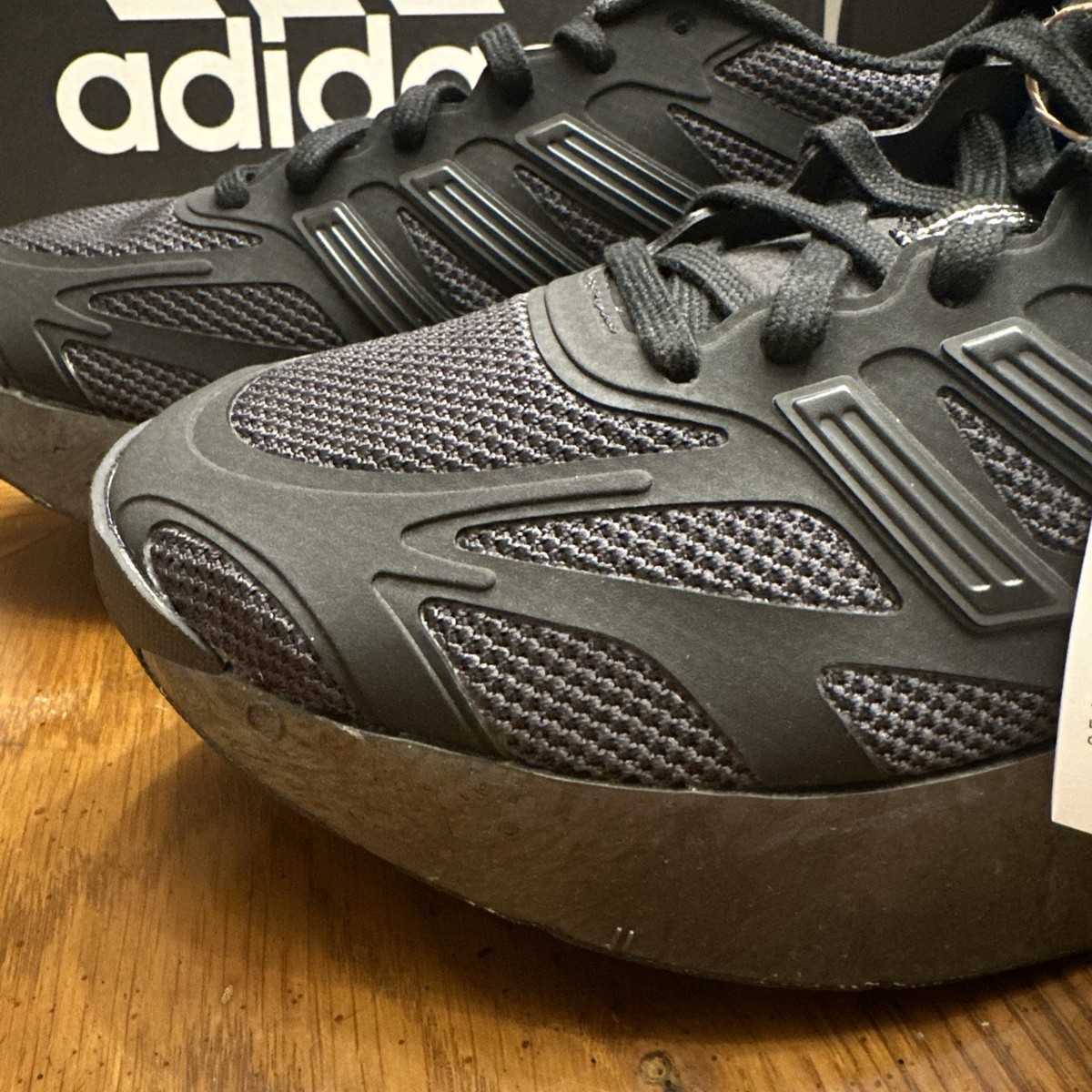Adidas Adizero Aruku Carbon Triple Black Lace Up Athletic Shoes