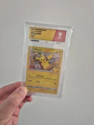 Pokemon 2021 McDonald’s Collection Pikachu Holo 25/25 ACE 9 (MINT)