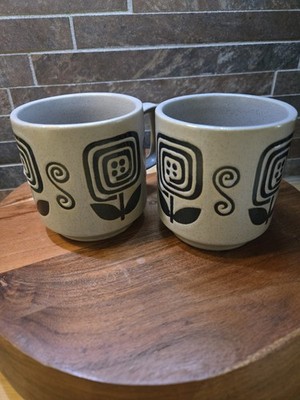 2 NAGOYA Midcentury Stoneware Mugs Flower Motif Abstract Design 8 Oz Espresso