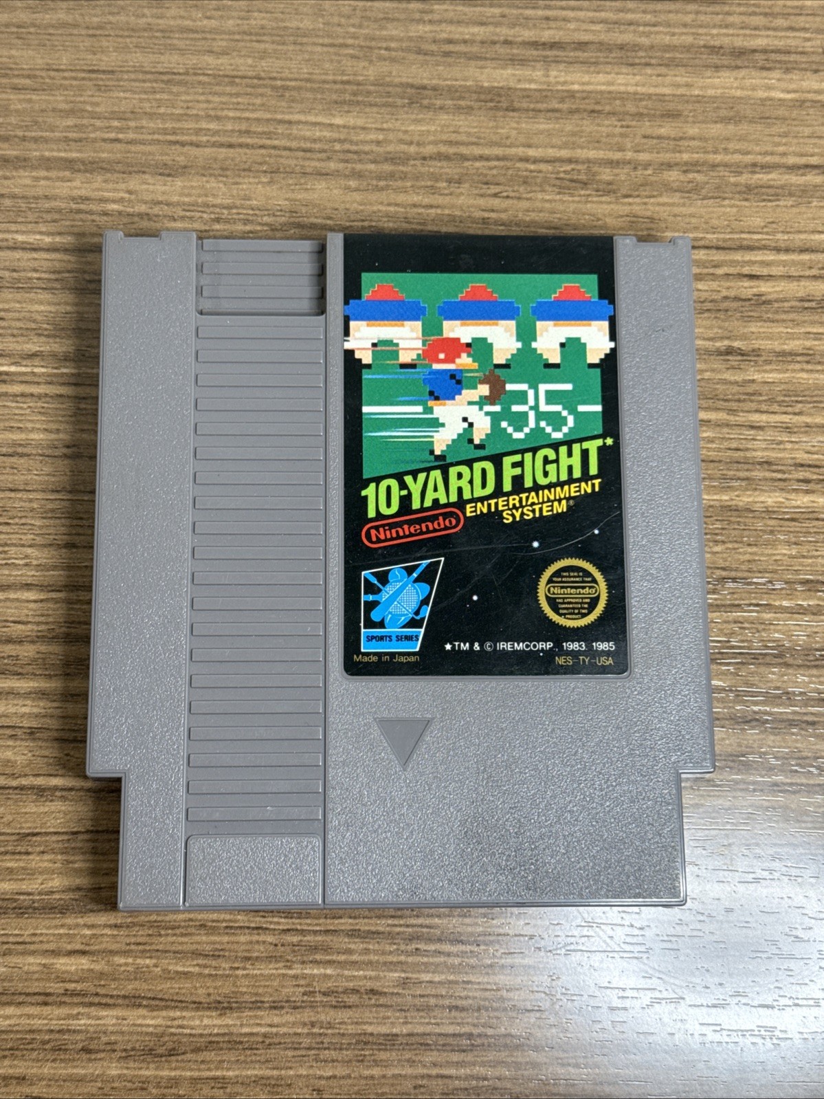 10 yard fight (Nintendo Entertainment System, 1985) NES Authentic Clean & Tested