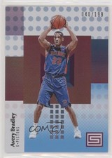 2017-18 Panini Status Blue 40/199 Avery Bradley #5 a3q
