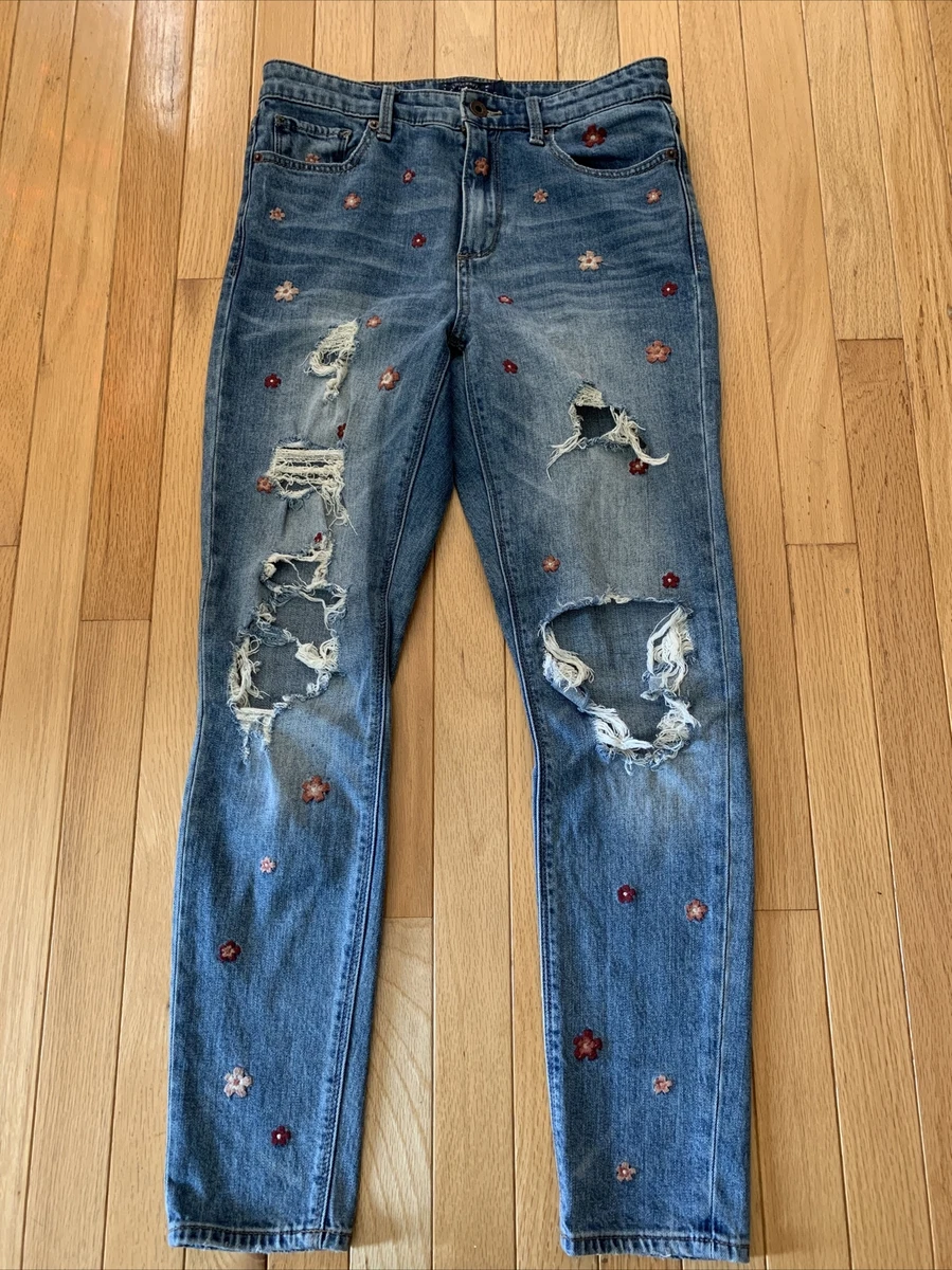 Lucky Brand Distressed Flower Cross Stitch Embroidered Jeans Ladies Size  4/27