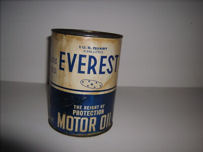 Vintage Everest cardboard quart can full of oil.