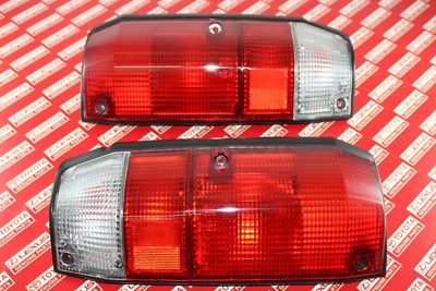 Toyota Land Cruiser GRJ76 OEM Genuine Rear Tail Lights Lamps Pair