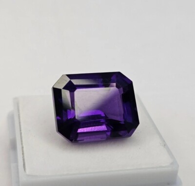 VVS Amethyst Purple Emerald Cut 9-10 Ct Natural EGL Certified Loose Gemstone