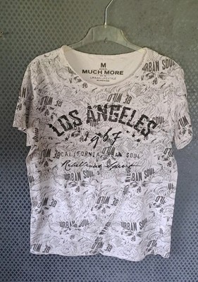 Tolles Herren T-Shirt ~ Much  more ~ Gr. M ~ weiß mit grau-schwarzem Muster/Text