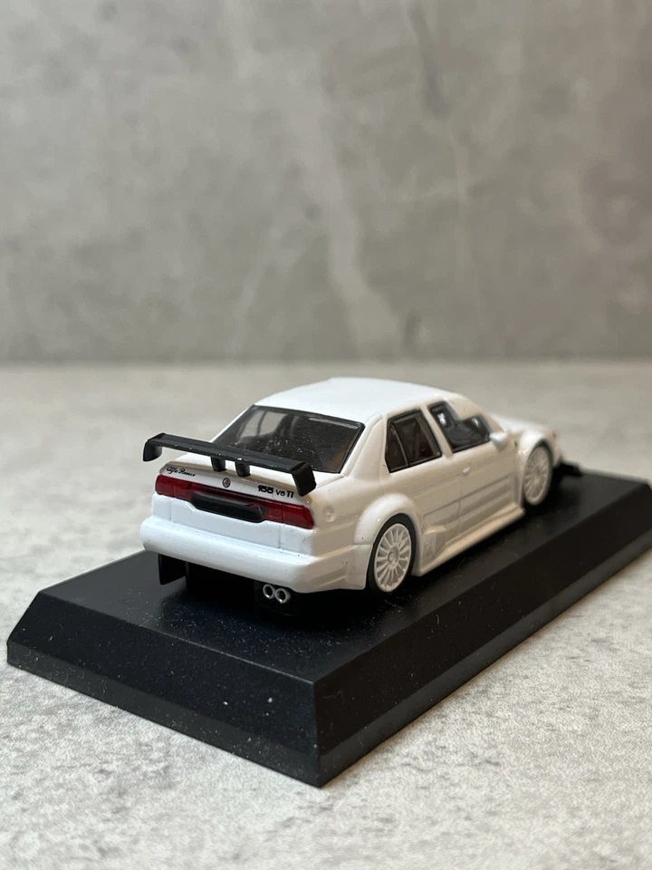 Kyosho 1/64 阿尔法罗密欧系列 4 155 V6 TI 白色 压铸模型车 80E2 — 第 3/4 张图片