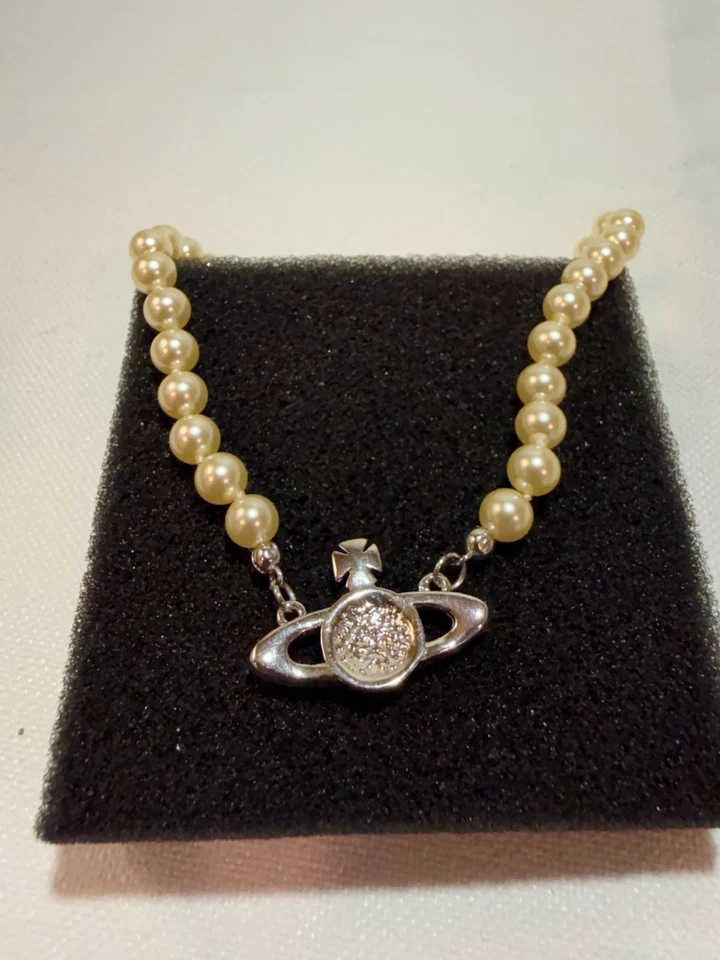 Vivienne Westwood 银色白色珍珠项链项链带所有包装 — 第 3/4 张图片