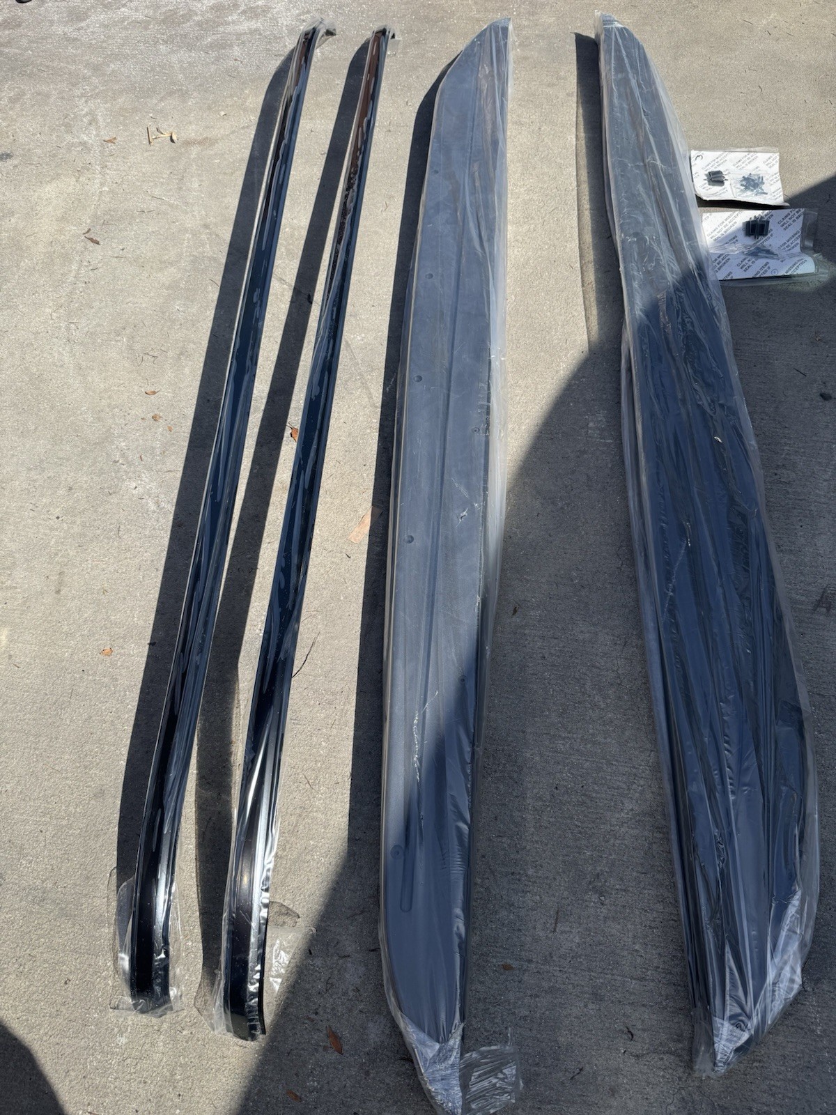 17-20 Bentley Bentayga Running Board Side Step Black Side Steps JNV071065A OEM
