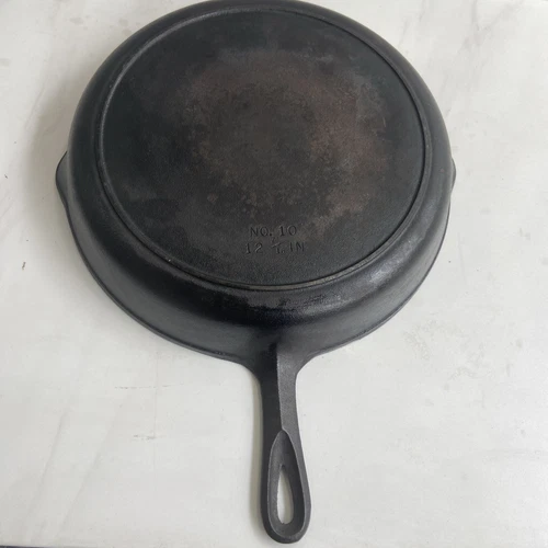 Vintage BSR No. 10 Cast Iron 12 7/16” Skillet Made in USA, Heat Ring, Post 1967