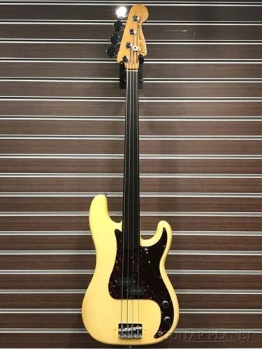 Fender Precision Bass Fretless Bass Guitars