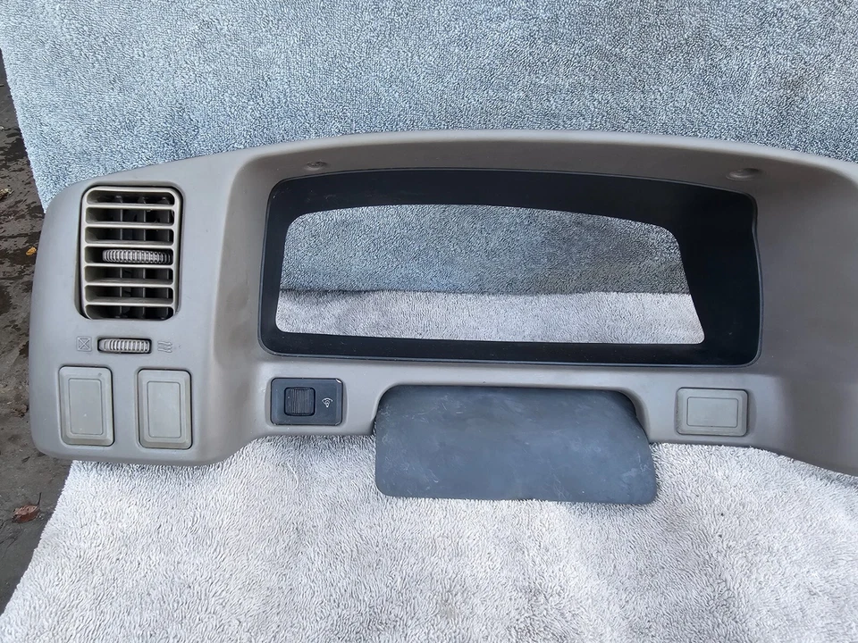 Cuadro de instrumentos Mitsubishi Montero Sport LS 2004 panel de ajuste marrón Foto 2 de 4