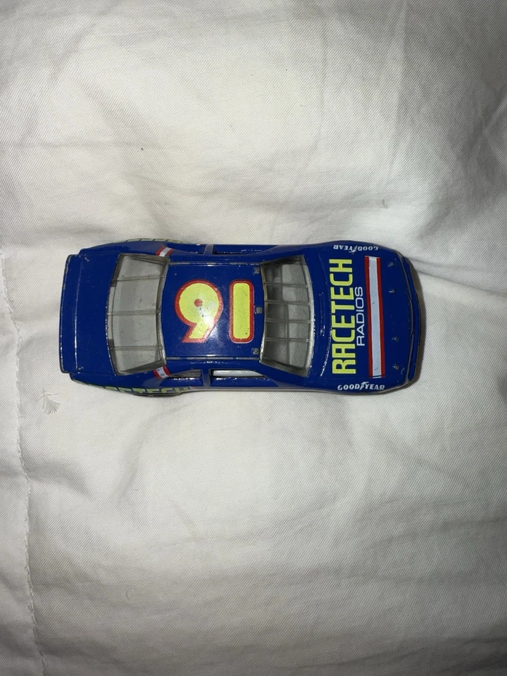 Macthbox 1998 Racetech Ford Thunderbird Blue Race Car #16 - Image 2 of 4