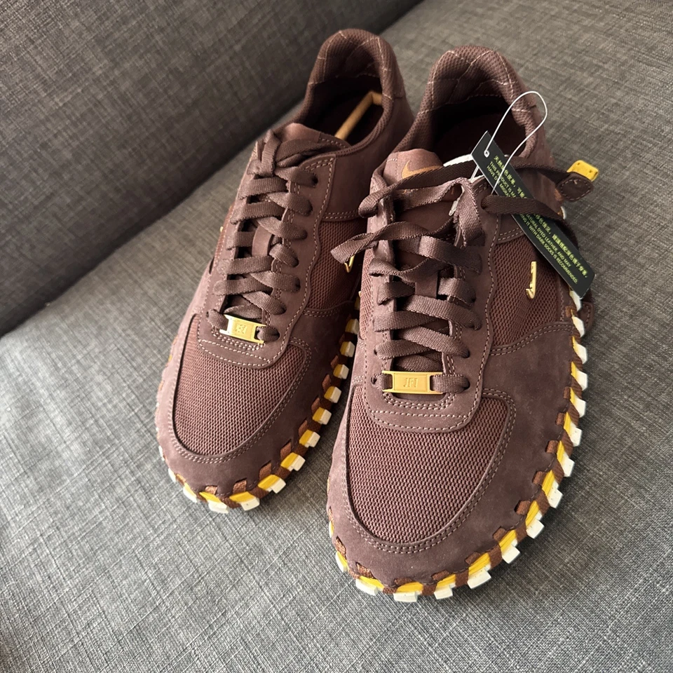 NIKE | Jacquemus x J Force 1 - Imagem 3 de 4